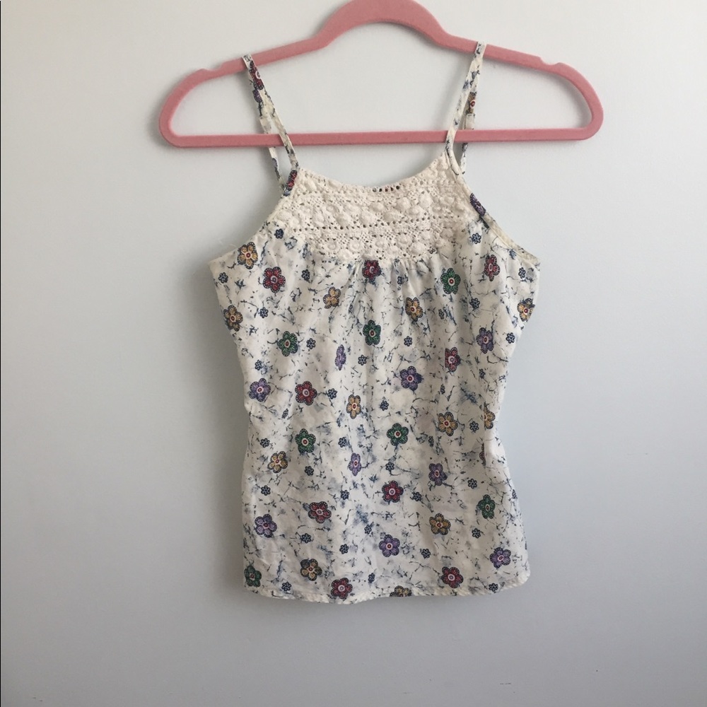 Floral sleeveless shirt